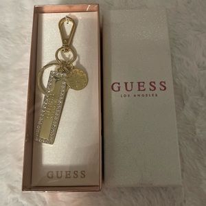 Guess 18k Gold plates ewith rhinestone Key Chain